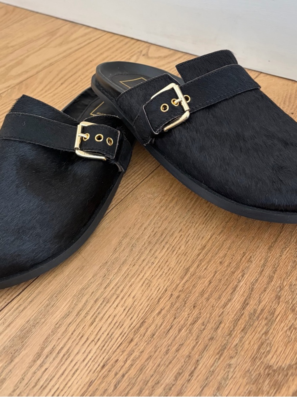 Brand new Dolce Vita Black Calfhair Slip-On Mules with Gold Buckles - Picture 9 of 9